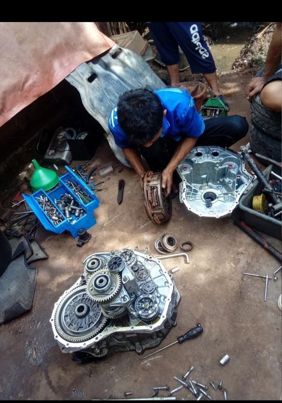 Overhaul Transmisi dual cluth